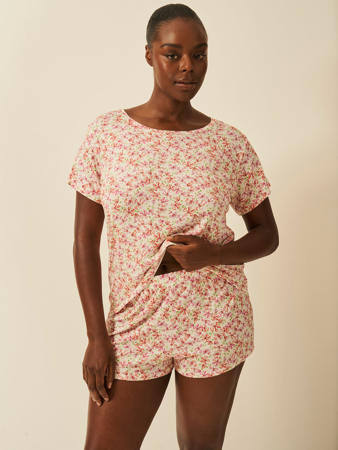 T-shirt & Short Pyjama Set - Antique Floral Charming Garment Enterprises Co
