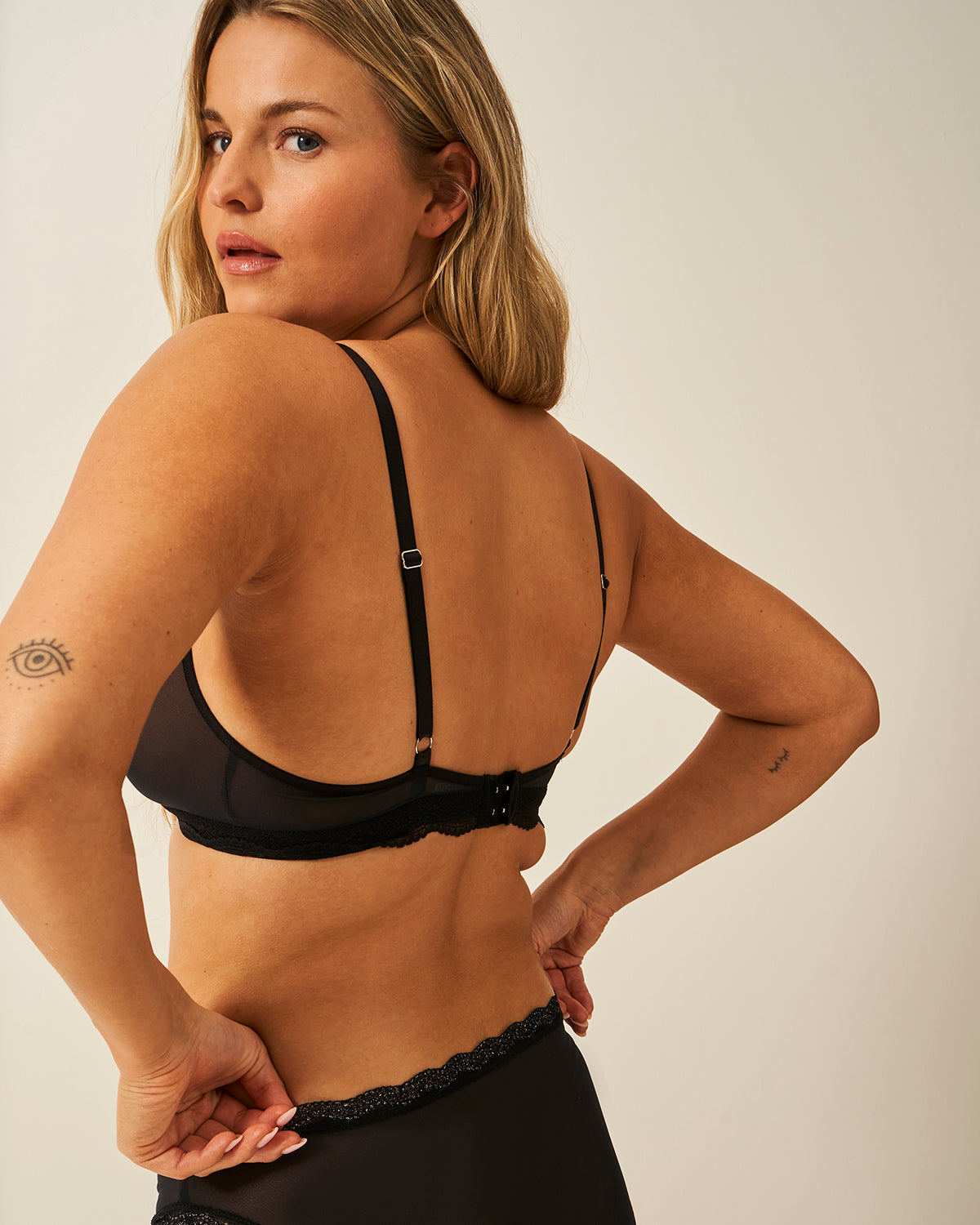 Triangle Lace Mesh Bra - Black Sparkle Lace Wholegood Inter-United Ltd