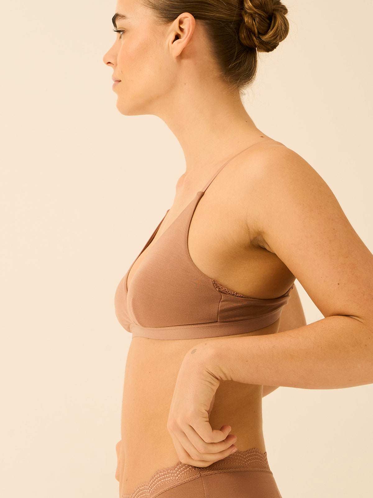 Crossover Bra - Latte