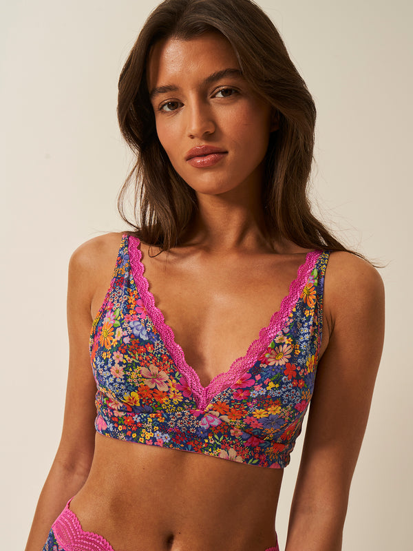 Lace Plunge Bra - Full Bloom Wholegood Inter-United Ltd