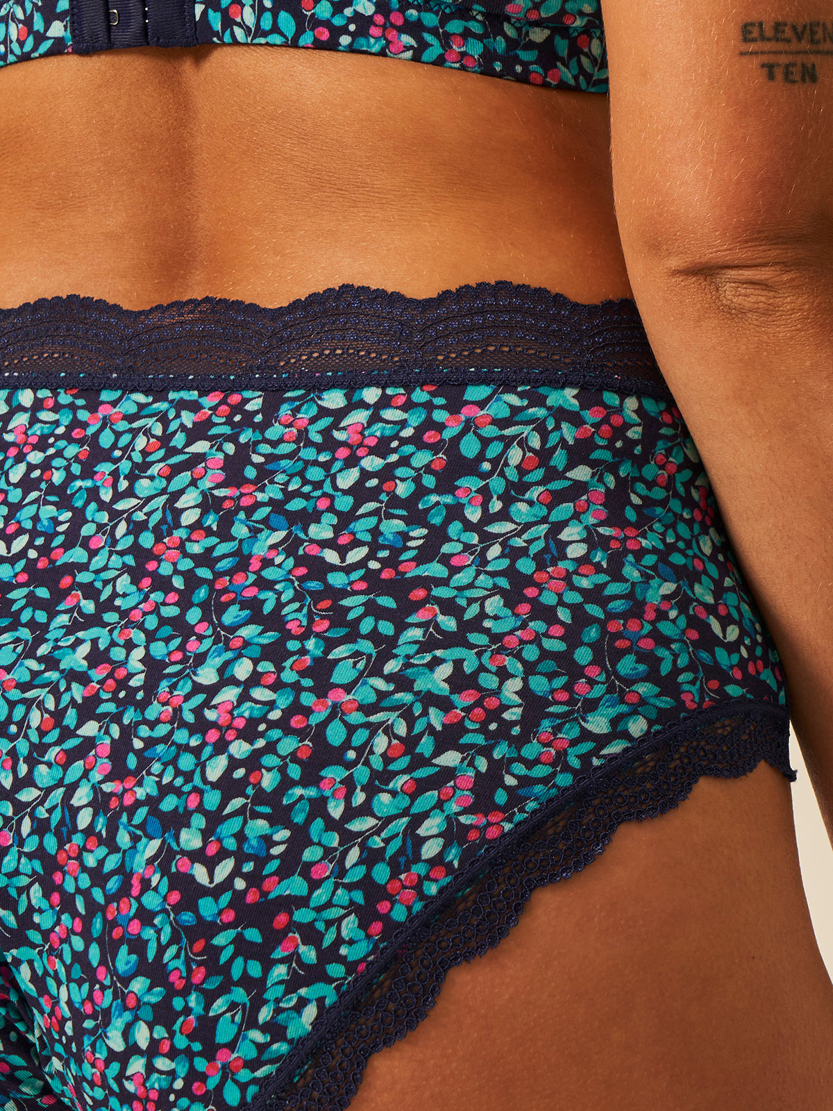 High Rise Knicker - Winter Berry Wholegood Inter-United Ltd