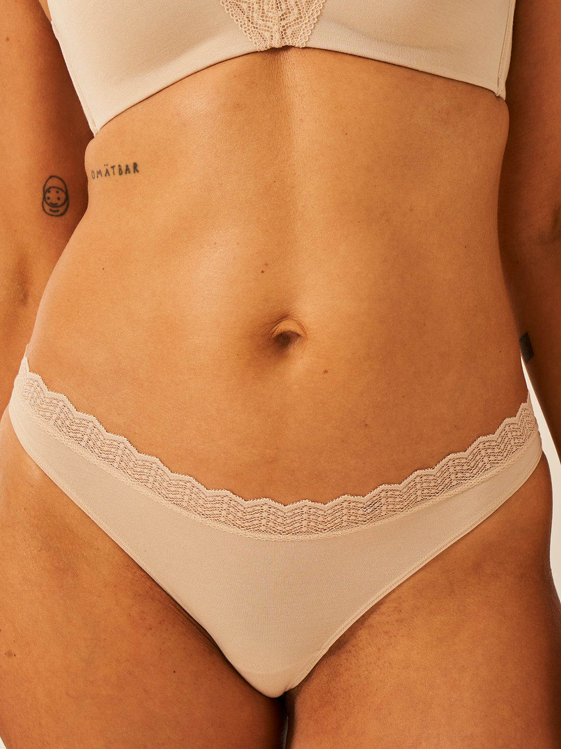 ZigZag Lace Thong - Sand